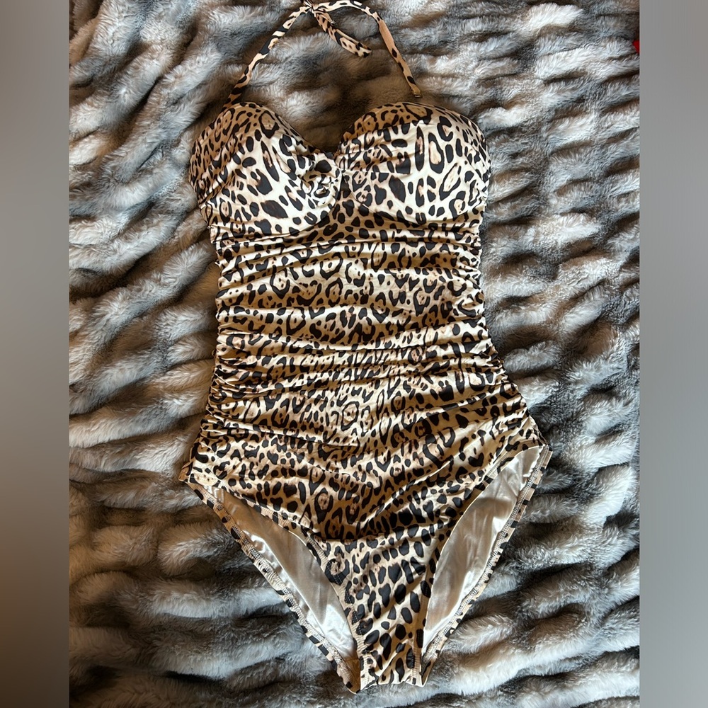 Victoria’s Secret Ruched Miracle Swim